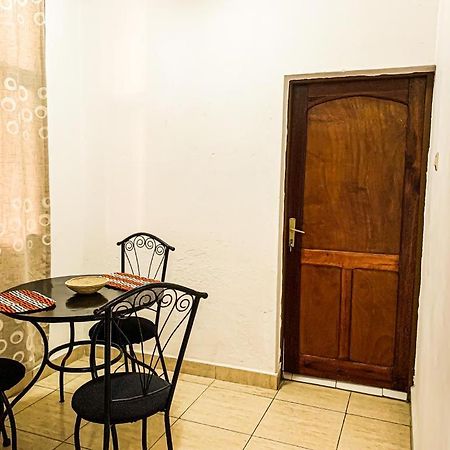 City Center Apartments Μπουζουμπούρα Εξωτερικό φωτογραφία