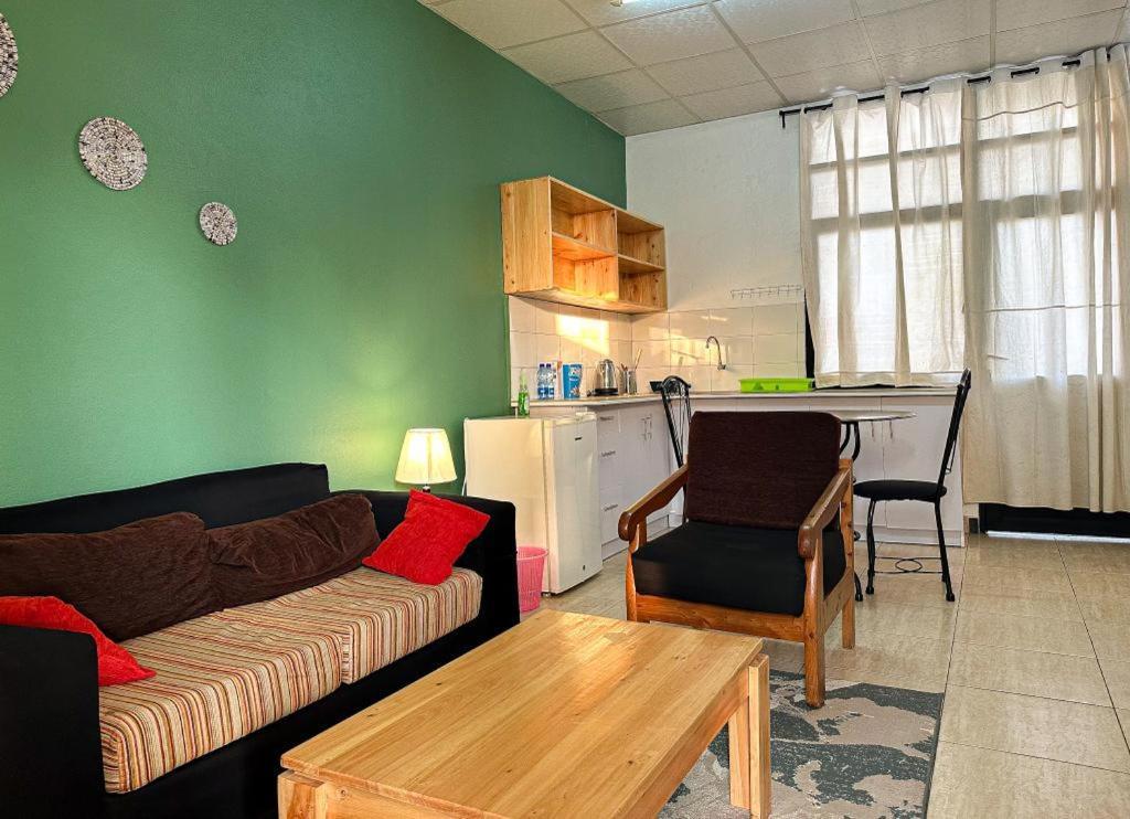 City Center Apartments Μπουζουμπούρα Εξωτερικό φωτογραφία