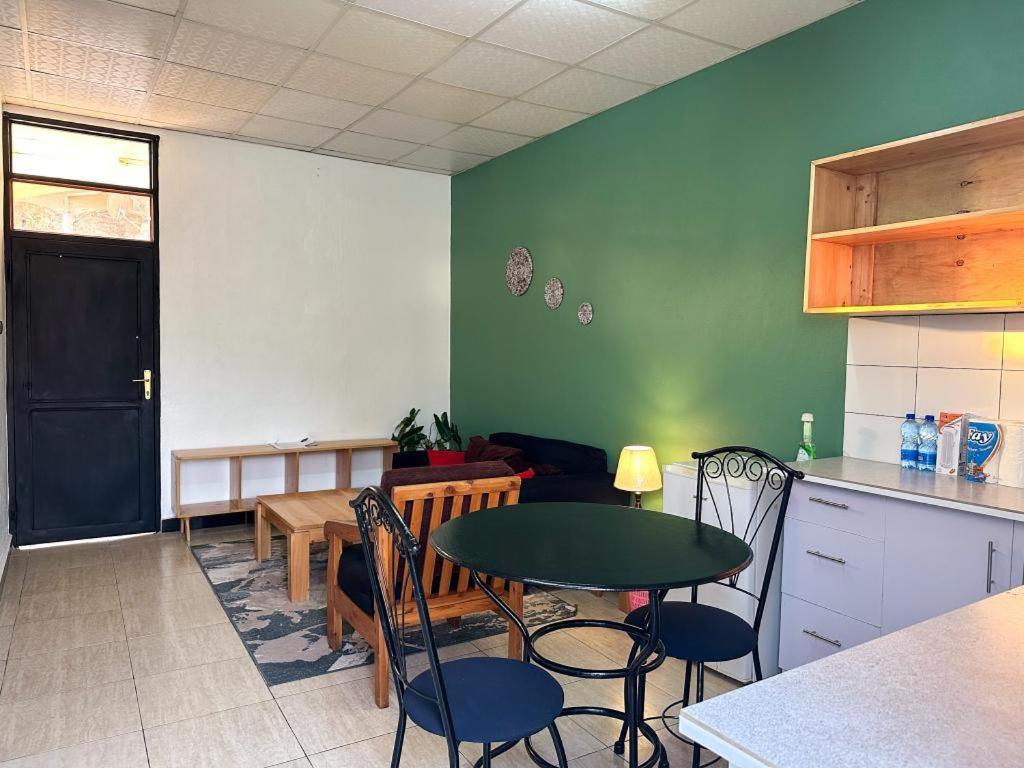 City Center Apartments Μπουζουμπούρα Εξωτερικό φωτογραφία